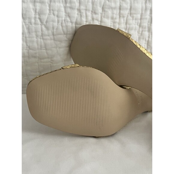 NWOB Lilly Pulitzer Natalie Kitten Heels Gold Metallic Size 8.5 - Picture 8 of 9